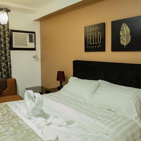 Melbourne Suites Makati City Exterior photo